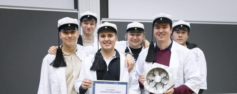 Fuksijäynäryhmä 11. Jäynägaala 2024.