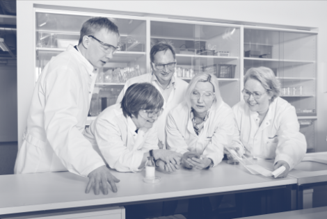 Kuvassa: Työryhmä Ilkka Jutila, Pirjo Sallinen, Juha Lehtinen, Taina Tjäder ja Manja Ahola