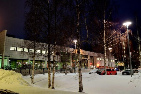 Lappeenrannan Ylioppilastalo kuvattuna talvella ulkoapäin.