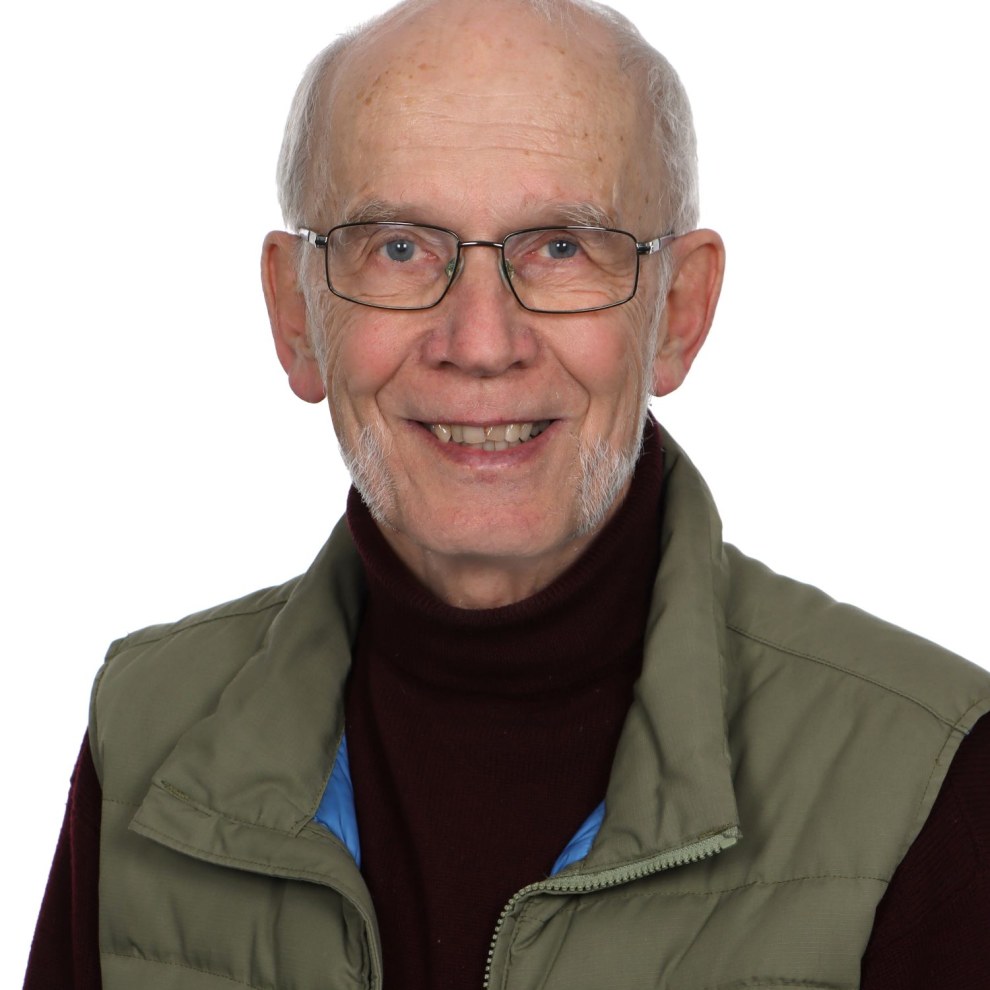 3/4 vuosisataa kyllä kuvassa näkyy, mutta mitäpä siitä..